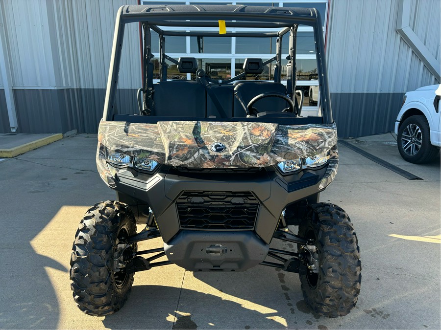 2025 Can-Am™ Defender MAX DPS HD7