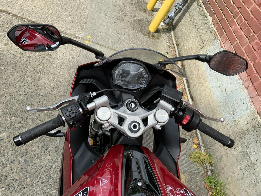 2025 Triumph DAYTONA 660