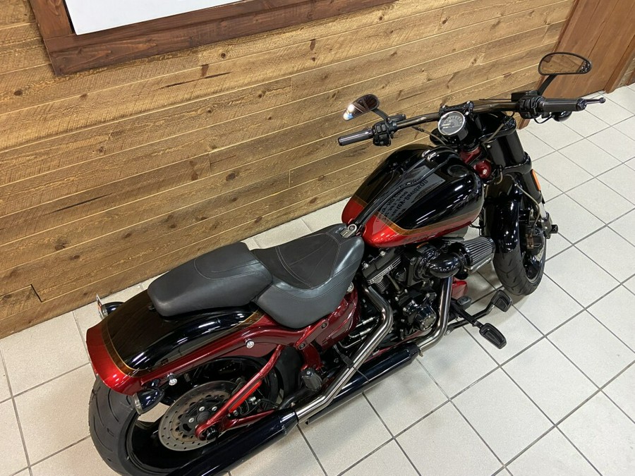 2017 Harley-Davidson® CVO™ Pro Street Breakout® Starfire Pearl/Scorched Apple FXSE