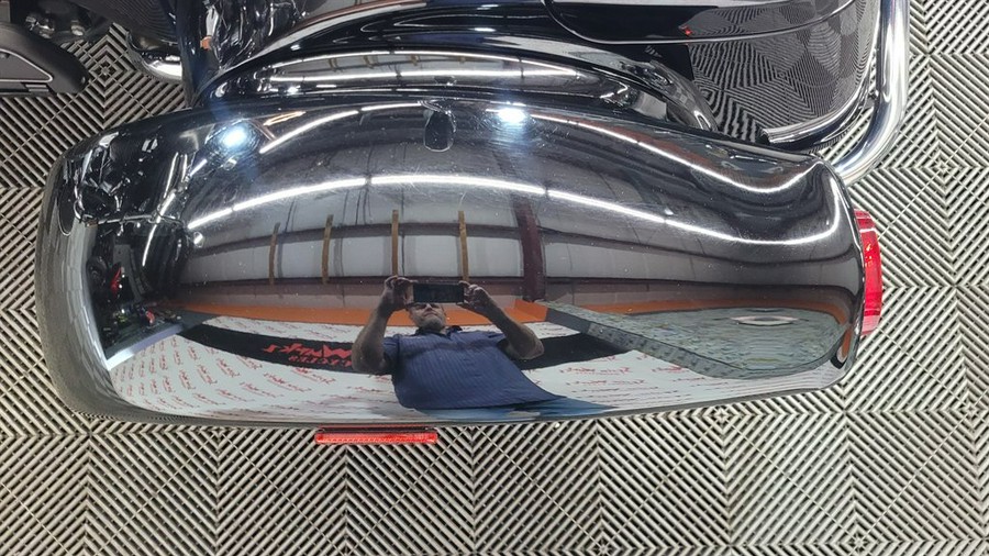 2017 Harley Davidson Freewheeler Flrt