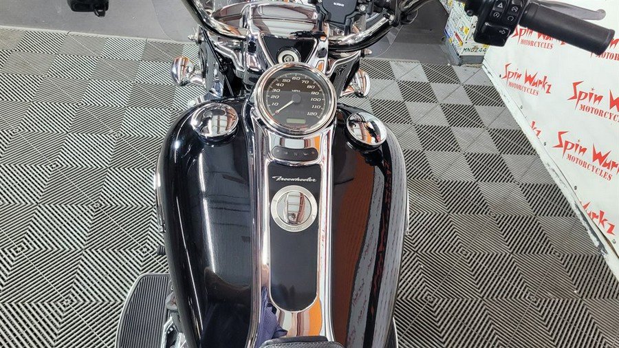 2017 Harley Davidson Freewheeler Flrt