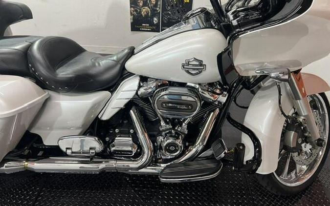 FLTRXS 2017 Road Glide Special