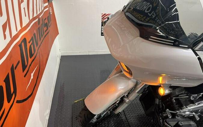 FLTRXS 2017 Road Glide Special
