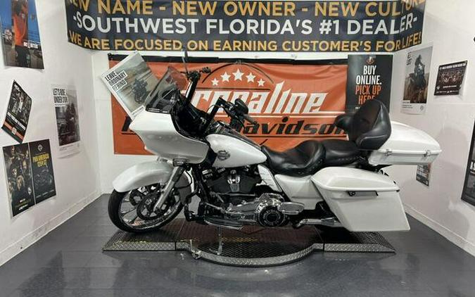 FLTRXS 2017 Road Glide Special