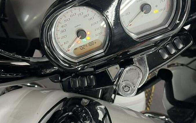 FLTRXS 2017 Road Glide Special