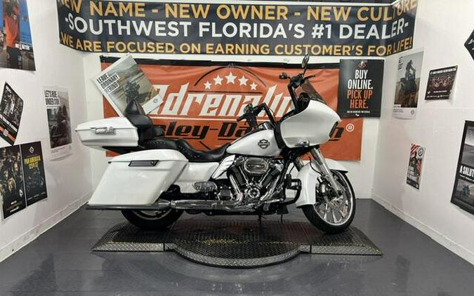 FLTRXS 2017 Road Glide Special