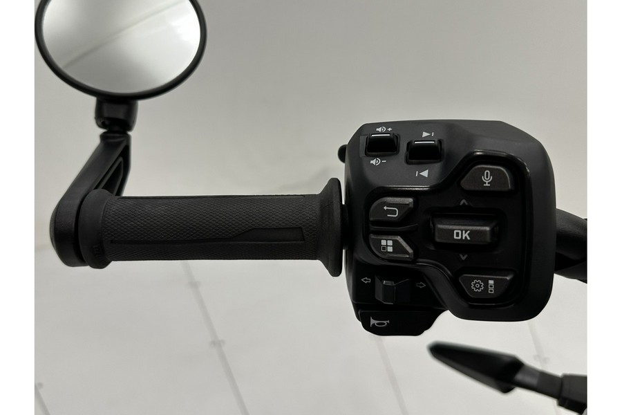 2025 Can-Am Pulse '73 Demonstrator