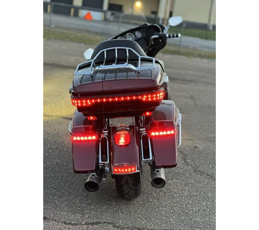 2014 Harley-Davidson® FLHTCU - Electra Glide® Ultra Classic®