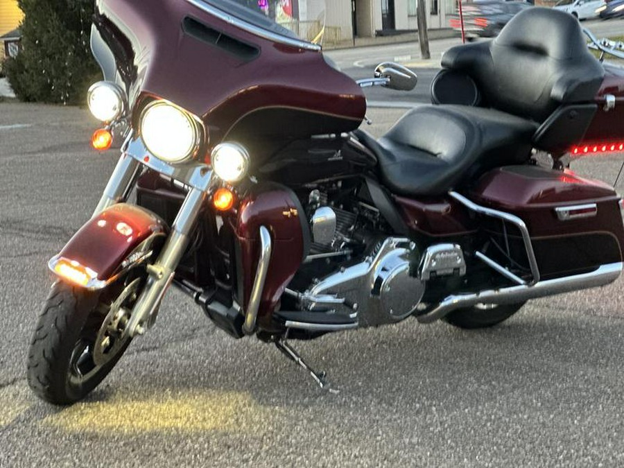 2014 Harley-Davidson® FLHTCU - Electra Glide® Ultra Classic®