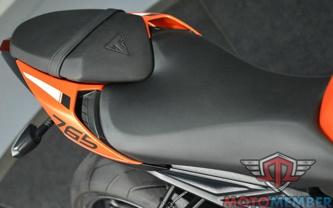 2025 Triumph Street Triple 765 R Matte Baja Orange