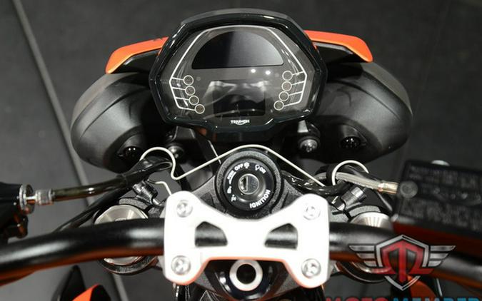 2025 Triumph Street Triple 765 R Matte Baja Orange
