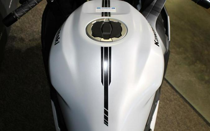 2025 Kawasaki NINJA® ZX™-4RR ABS