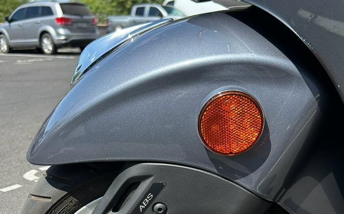 2023 Vespa Primavera 150 Touring