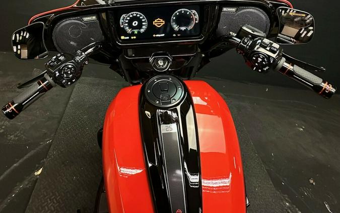 Harley-Davidson CVO™ Street Glide® 2024 FLHXSE LEGENDARY ORNG
