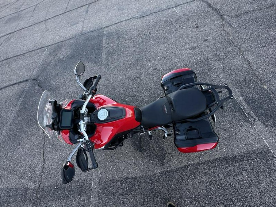 2022 Ducati Multistrada V4S Ducati Red / Alloy Wheels