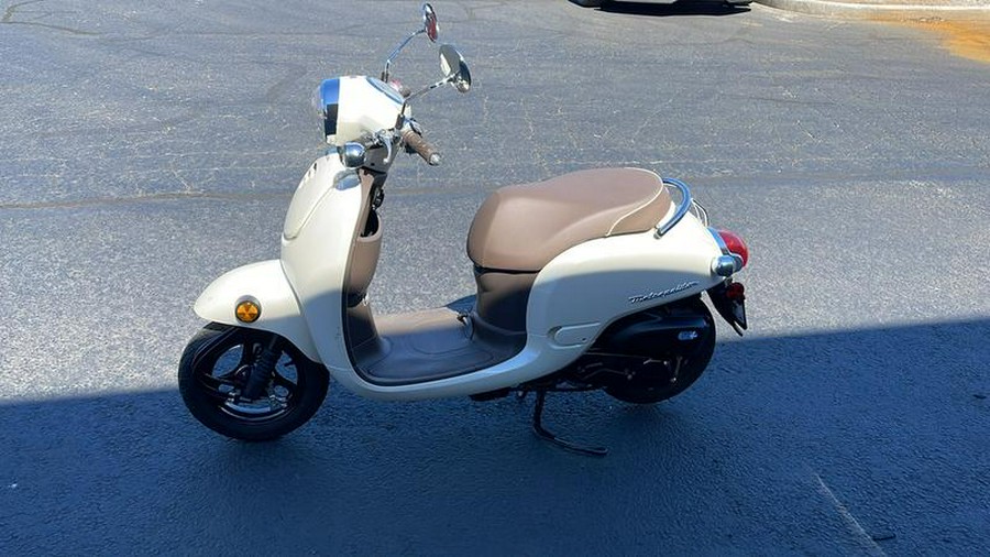 2013 Honda® Metropolitan