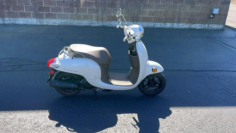 2013 Honda® Metropolitan