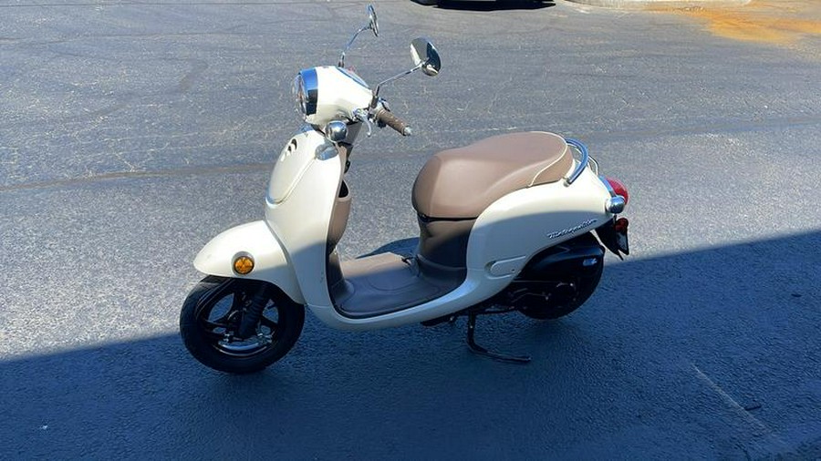 2013 Honda® Metropolitan