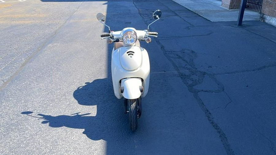 2013 Honda® Metropolitan