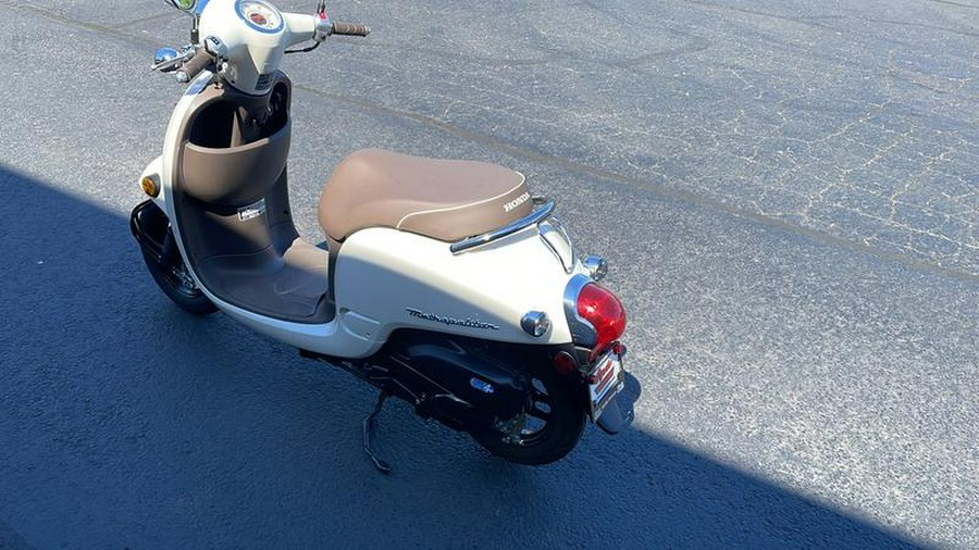 2013 Honda® Metropolitan