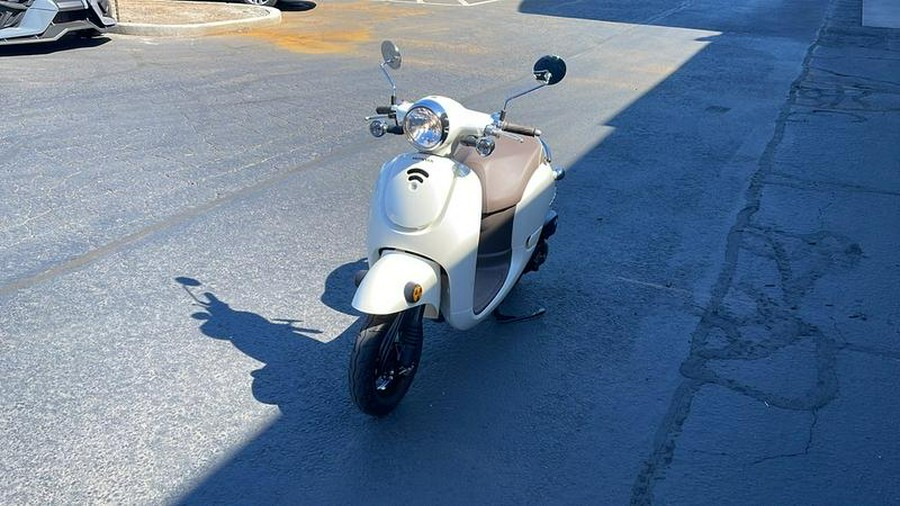 2013 Honda® Metropolitan