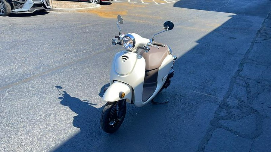 2013 Honda® Metropolitan