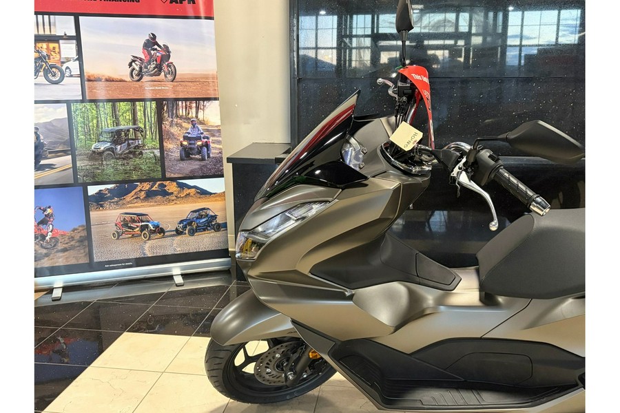 2024 Honda PCX ABS