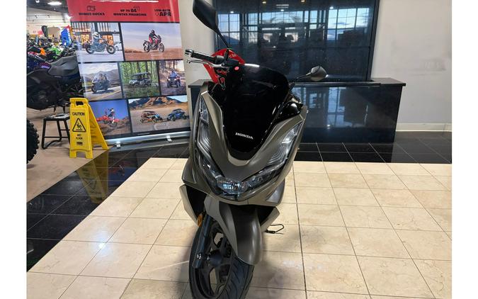 2024 Honda PCX ABS