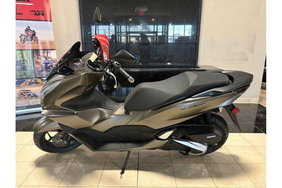 2024 Honda PCX ABS