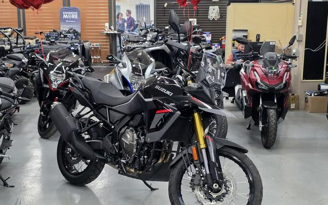 2025 Suzuki V-Strom 800DE