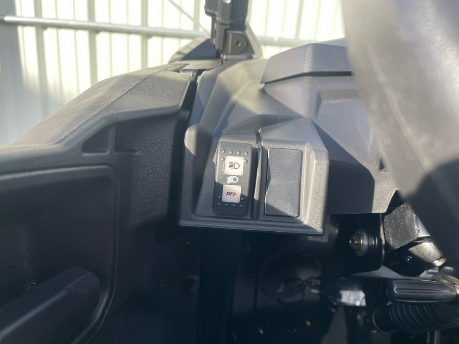 2026 Can-Am Maverick Trail DPS 1000R