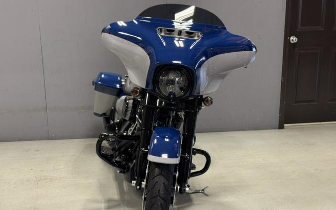 FLHXS 2023 Street Glide® Special