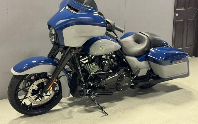 FLHXS 2023 Street Glide® Special