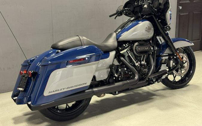 FLHXS 2023 Street Glide® Special