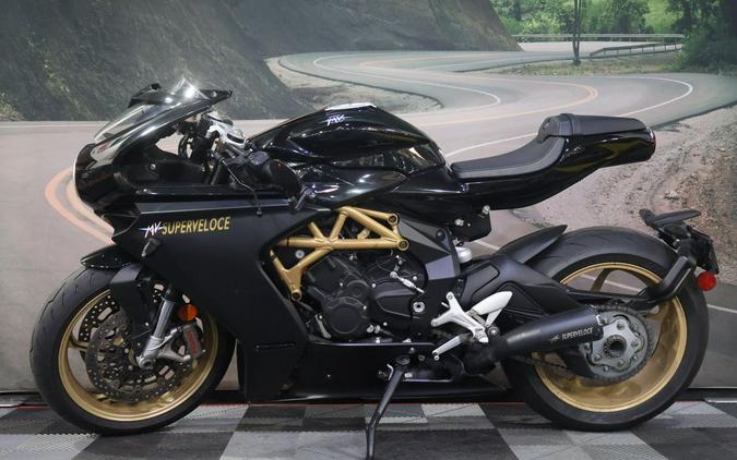 2021 MV Agusta Superveloce 800