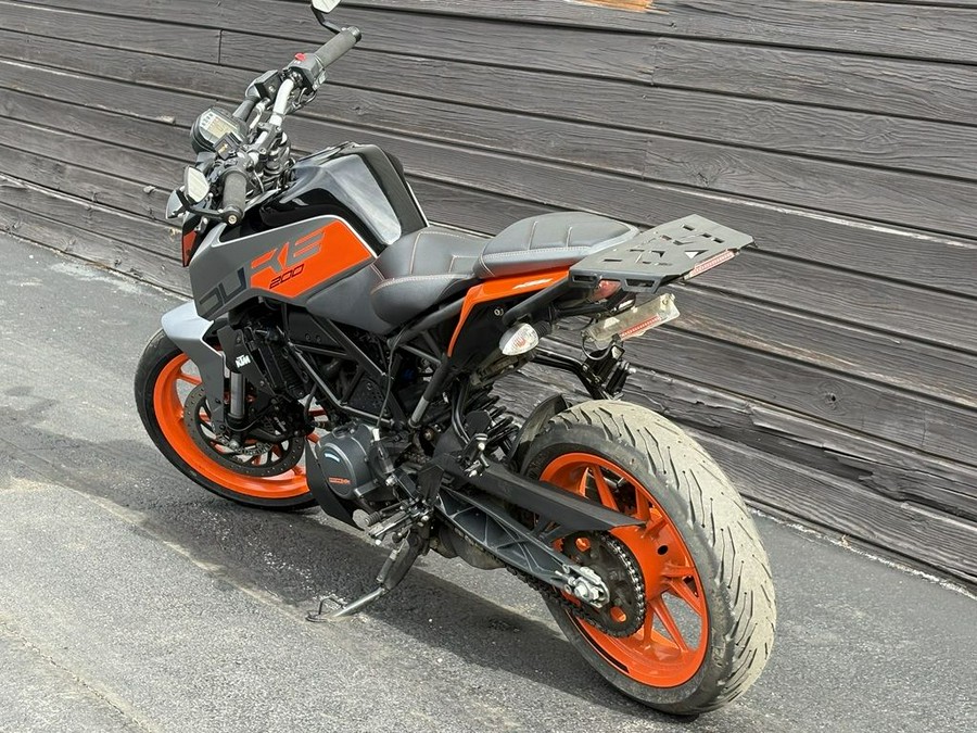 2023 KTM 200 Duke