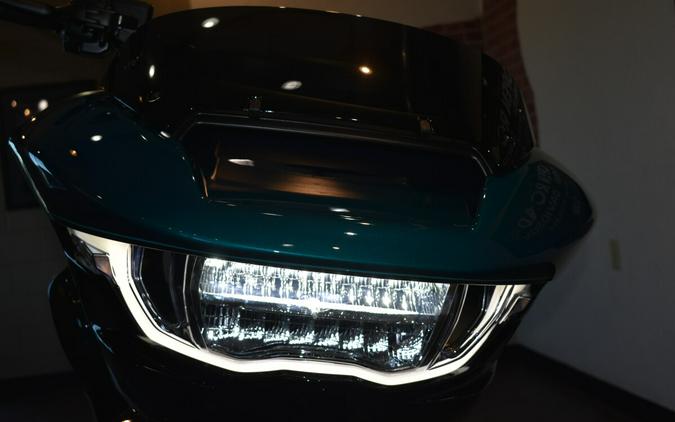 2026 Harley-Davidson® Road Glide® Teal Thunder / Vivid Black Black Trim