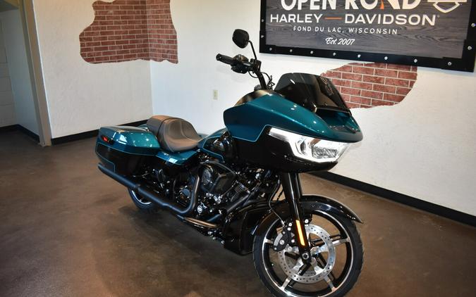 2026 Harley-Davidson® Road Glide® Teal Thunder / Vivid Black Black Trim