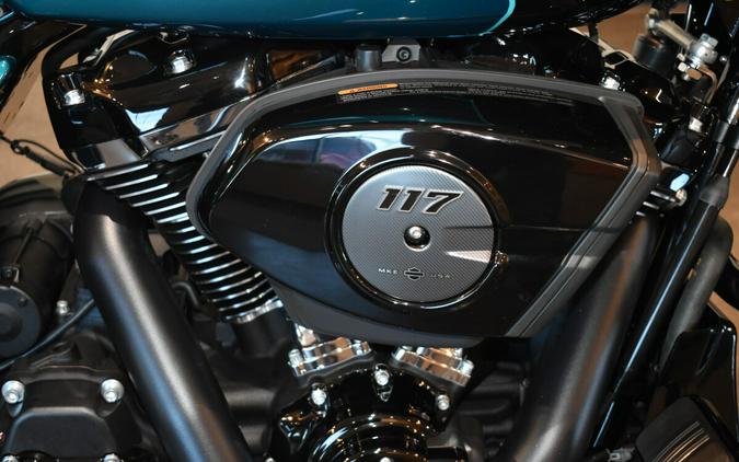 2026 Harley-Davidson® Road Glide® Teal Thunder / Vivid Black Black Trim