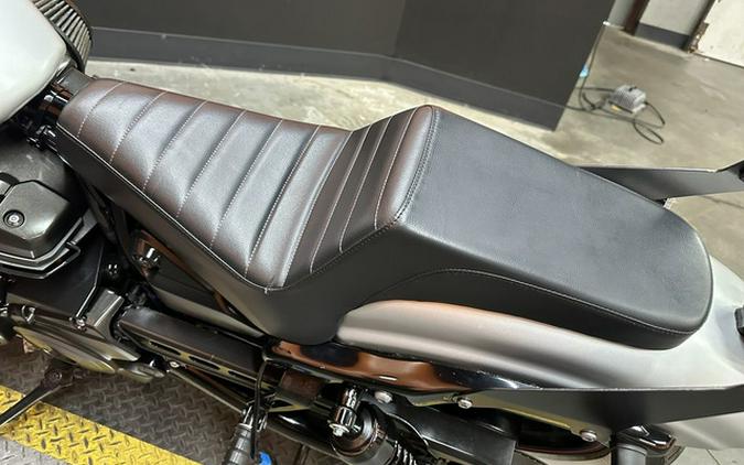 2020 Yamaha Bolt R-Spec