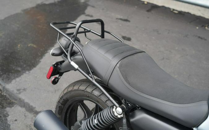 2021 Moto Guzzi V7 Stone E5