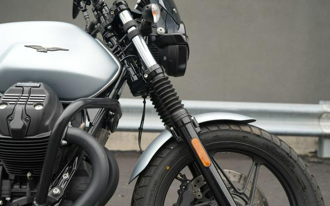 2021 Moto Guzzi V7 Stone E5
