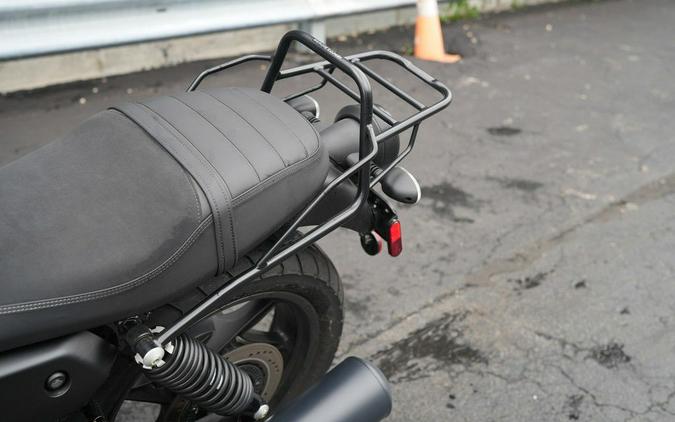 2021 Moto Guzzi V7 Stone E5