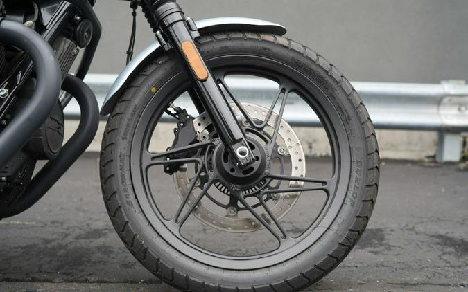 2021 Moto Guzzi V7 Stone E5