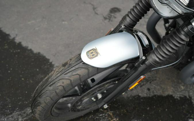 2021 Moto Guzzi V7 Stone E5