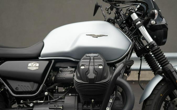2021 Moto Guzzi V7 Stone E5