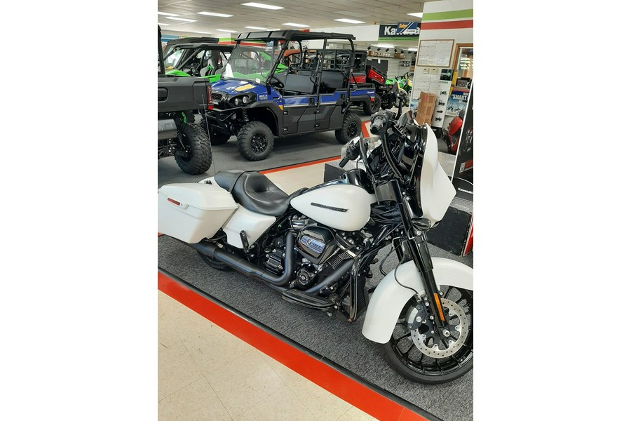 2018 STREET GLIDE SPECIAL - Harley-Davidson®