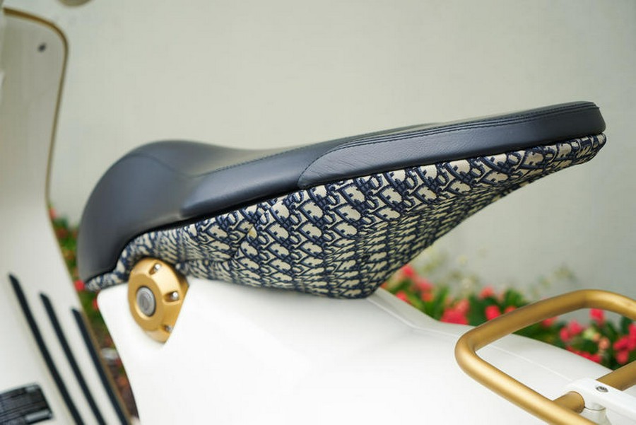 2022 Vespa 946 Christian Dior