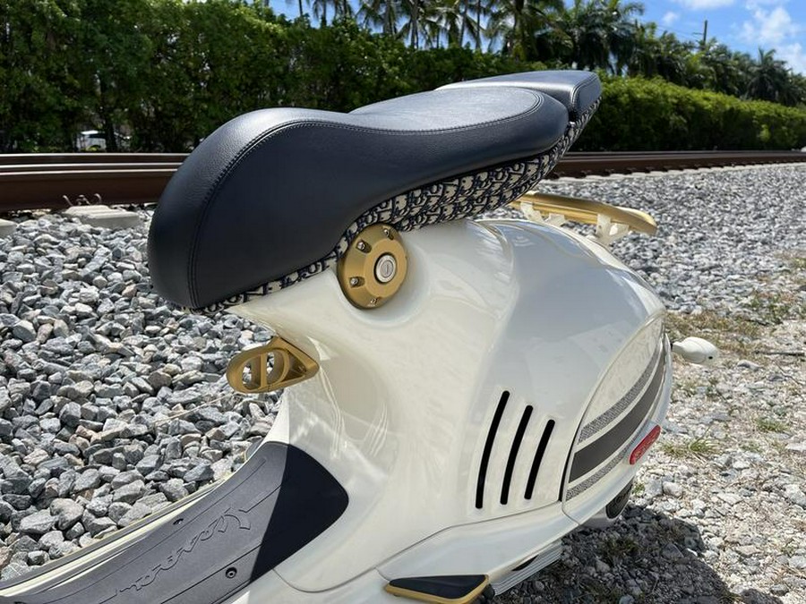 2022 Vespa 946 Christian Dior