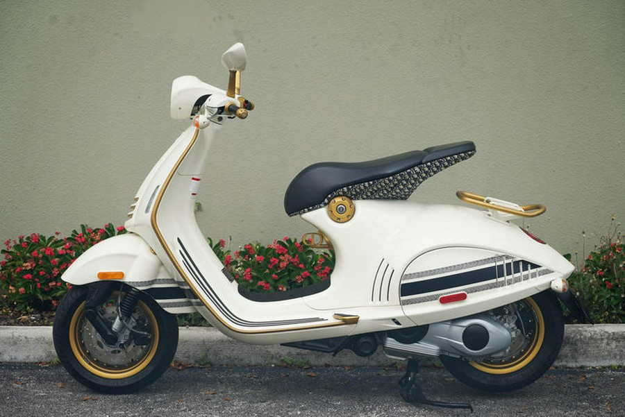 2022 Vespa 946 Christian Dior